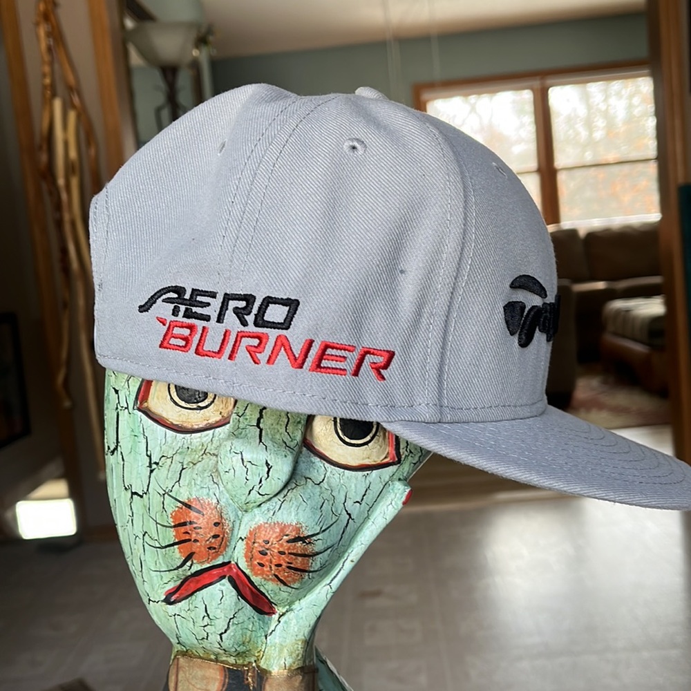 Taylor Made R 15 adjustable hat - Picture 4 of 4